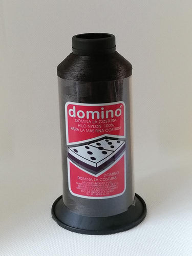 Hilos Dominó 1 pza (120g) Nylon N°8 Color Café